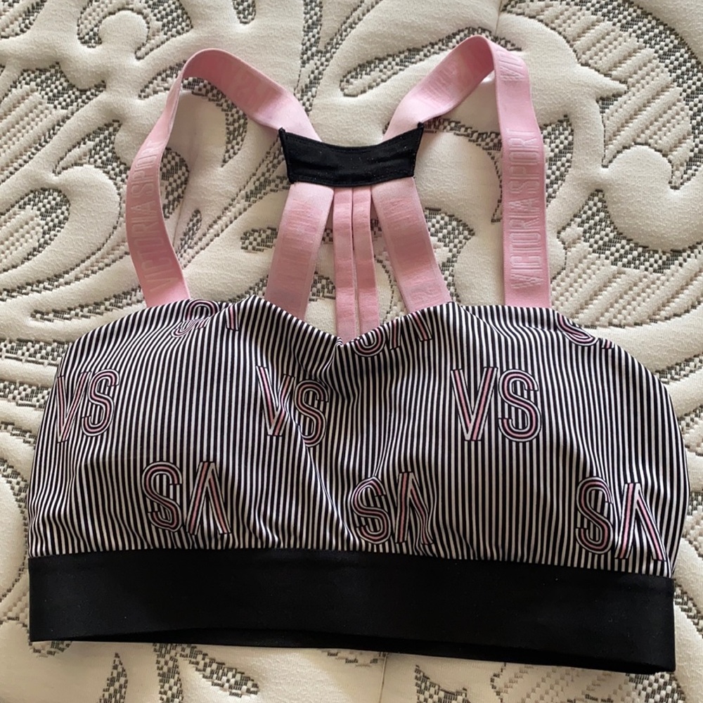 VS Sports Bra